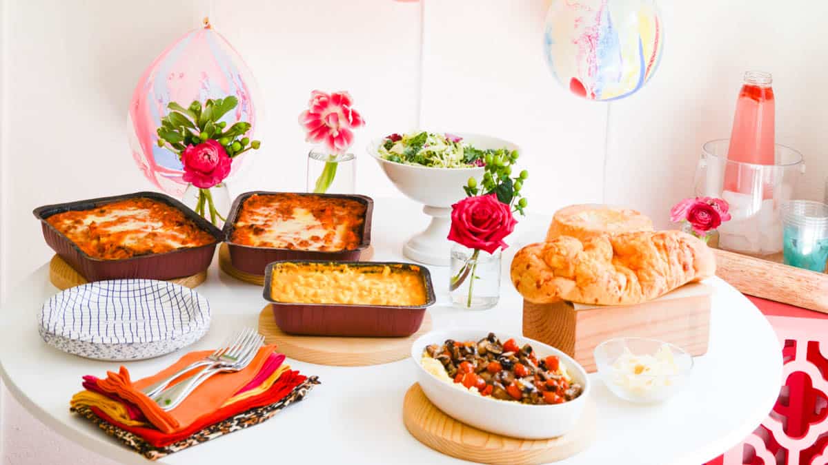 These Extra-Large Freezer Trays Make Family Dinner a Breeze