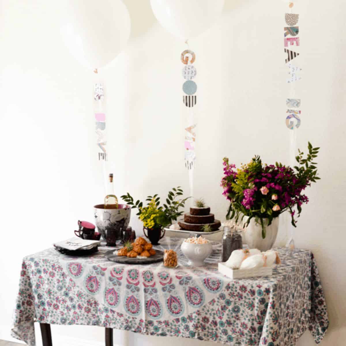 Boho Baby Shower with Balloon DIY - Cupcakes and Cutlery