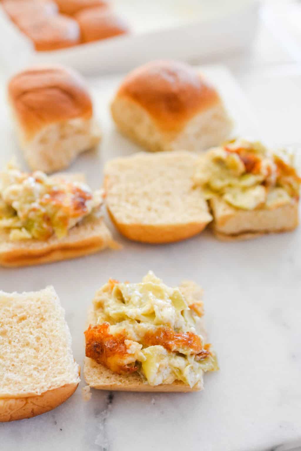 Artichoke Dip Sliders Recipe - Cupcakes and Cutlery