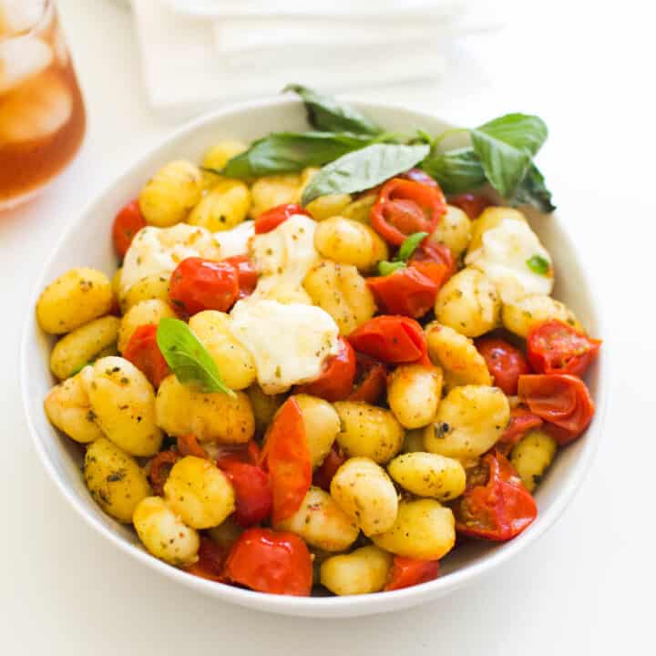 Easy Caprese Gnocchi Bake Recipe {On a Sheet Pan} - Cupcakes and Cutlery