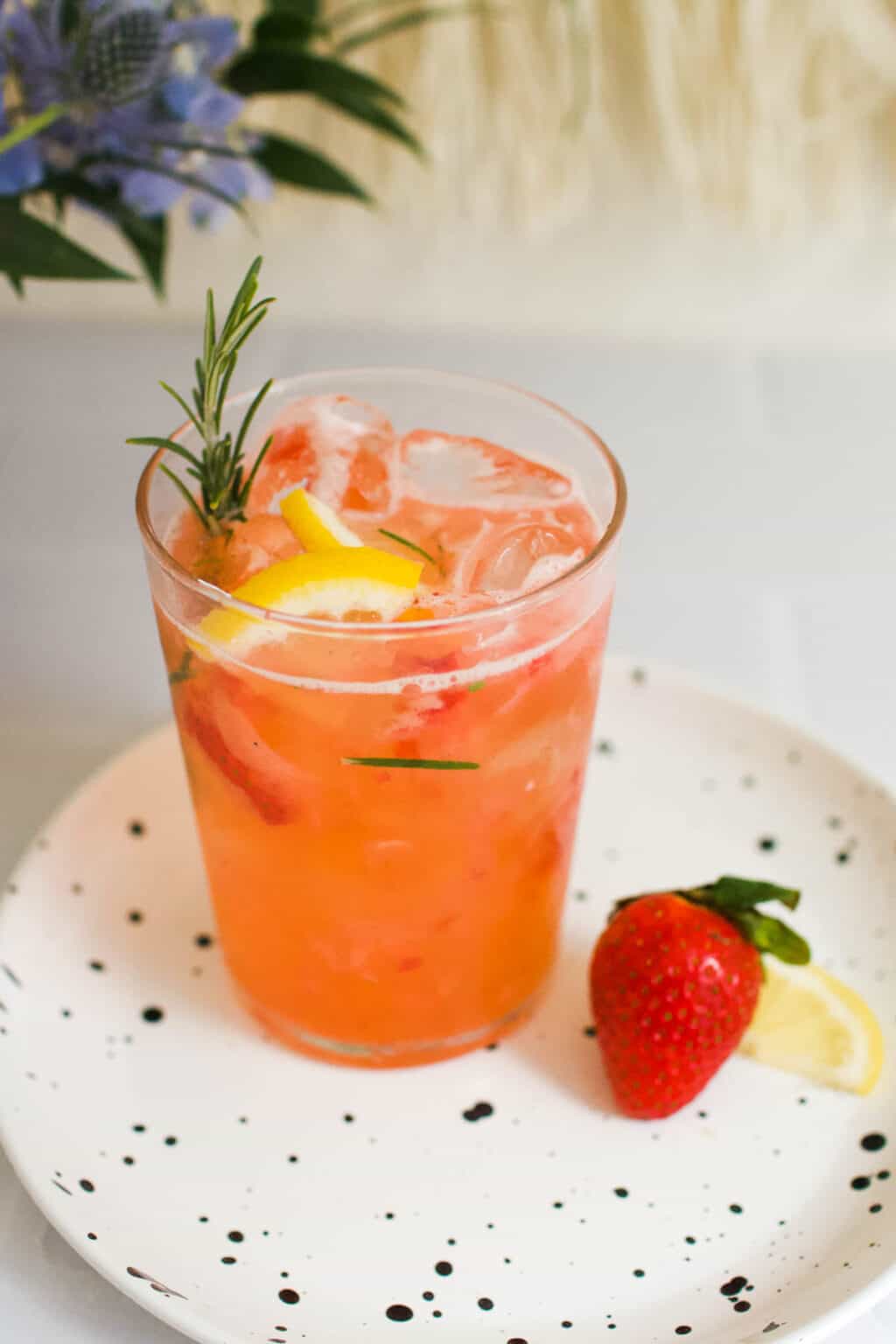 Refreshing Strawberry Mocktail Recipe With Rosemary - Cupcakes And Cutlery