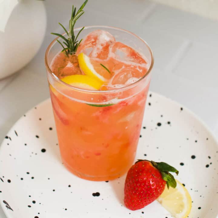 Refreshing Strawberry Mocktail Recipe with Rosemary - Cupcakes and Cutlery