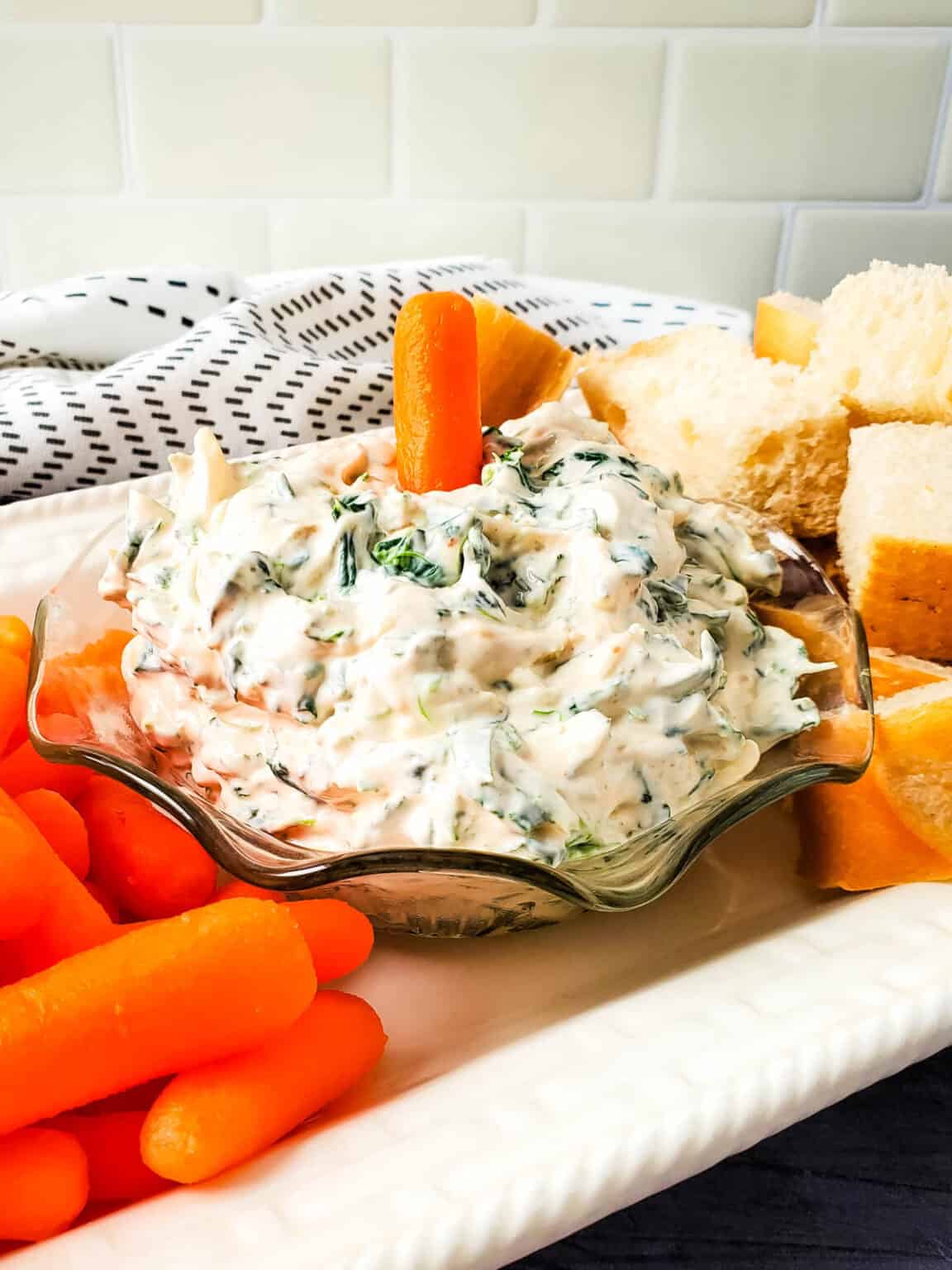 Easy Spinach Dip without Cream Cheese Cupcakes and Cutlery