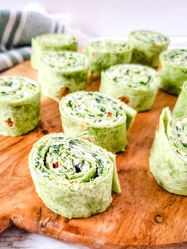 Savory Spinach Artichoke Pinwheels Recipe - Cupcakes And Cutlery