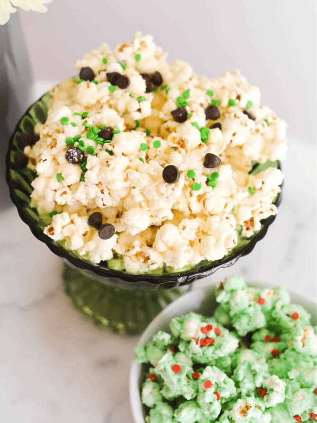 Easy White Chocolate Popcorn Recipe with Cake Mix for Christmas Story